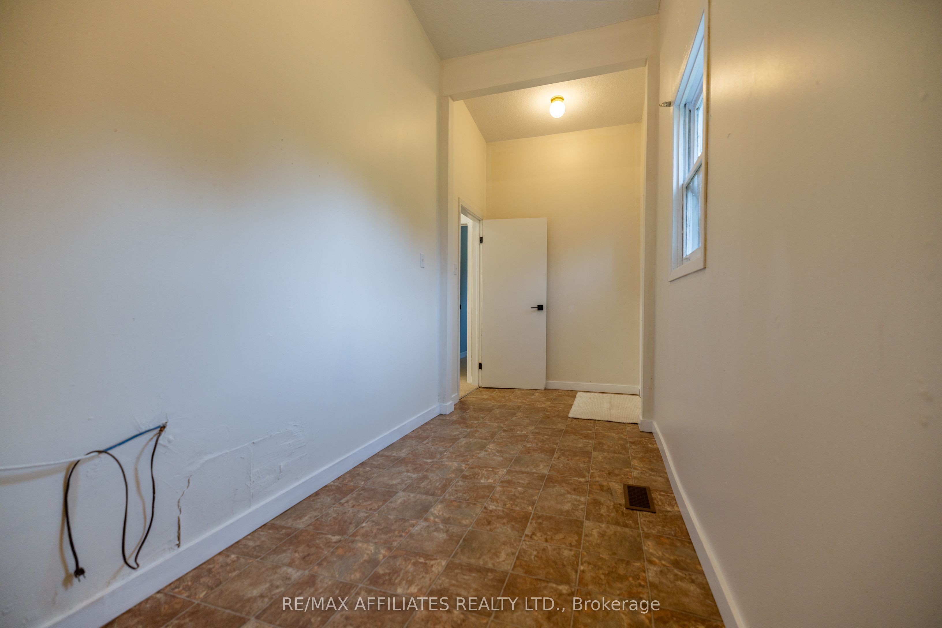 2747 Thomas Dolan Parkway