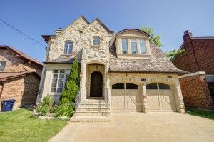 216 Parkview