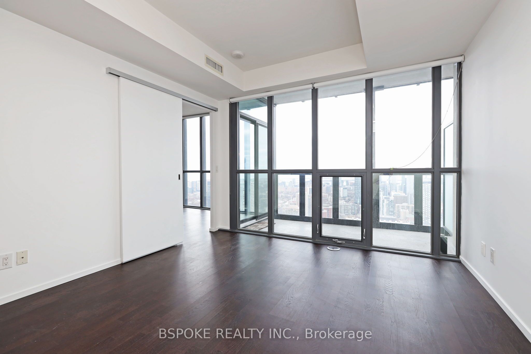 101 Charles Street E, #4402