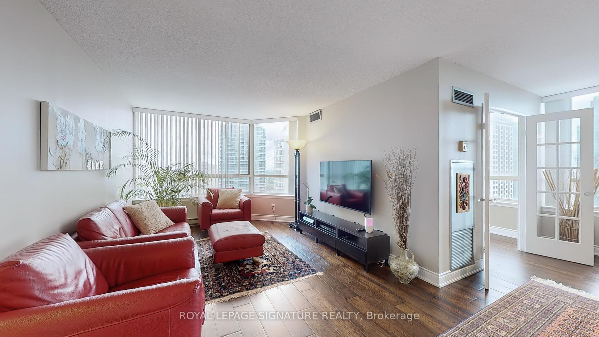 2 Bedrooms Condo at 3605 Kariya, Mississauga For sale