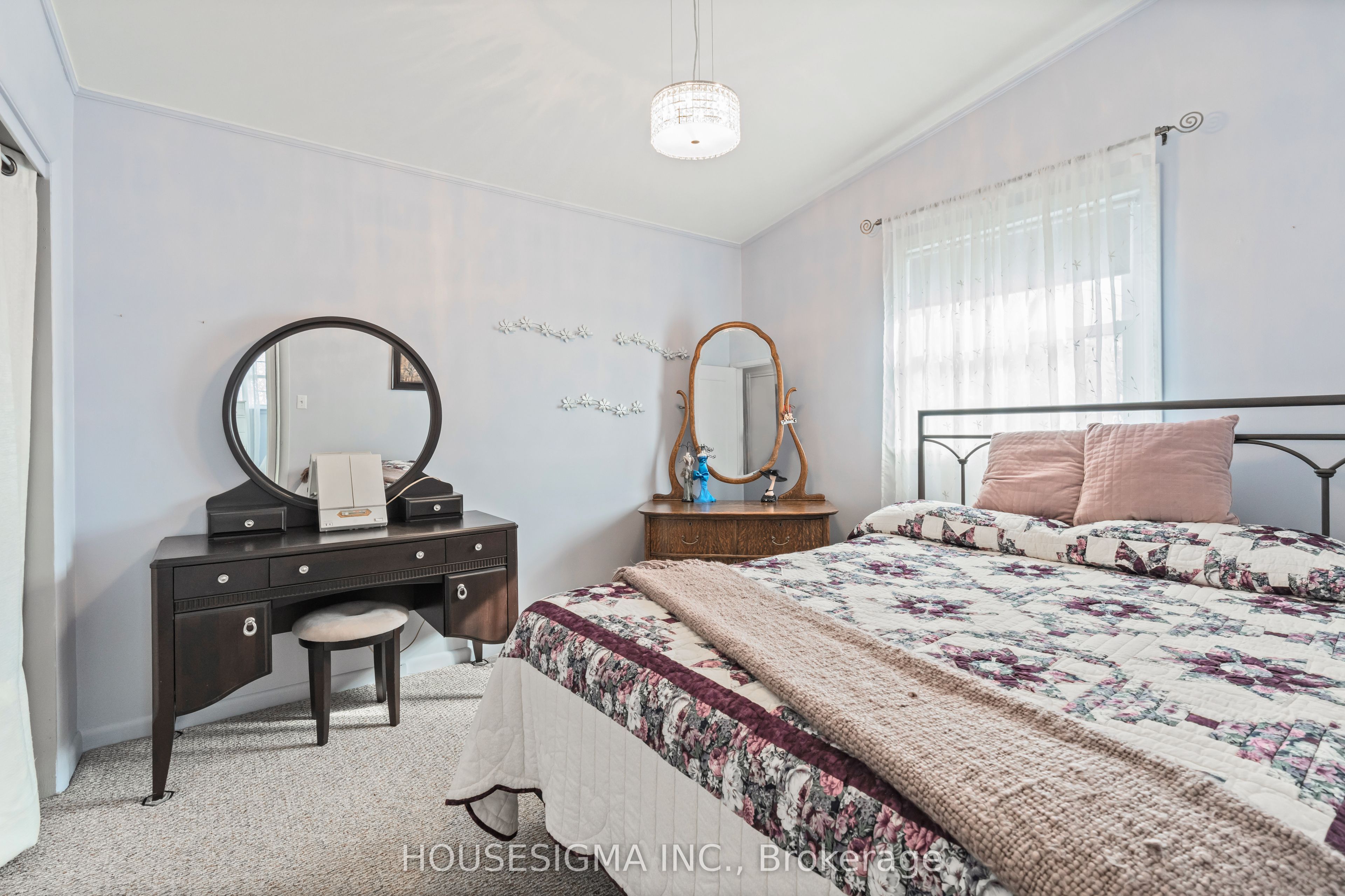 19 Dalewood Drive, St. Thomas St. Thomas