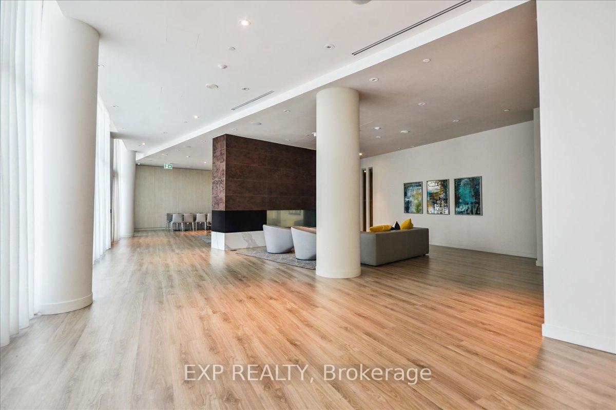 1 Bedroom Condo at 3883 Quartz, Mississauga For sale