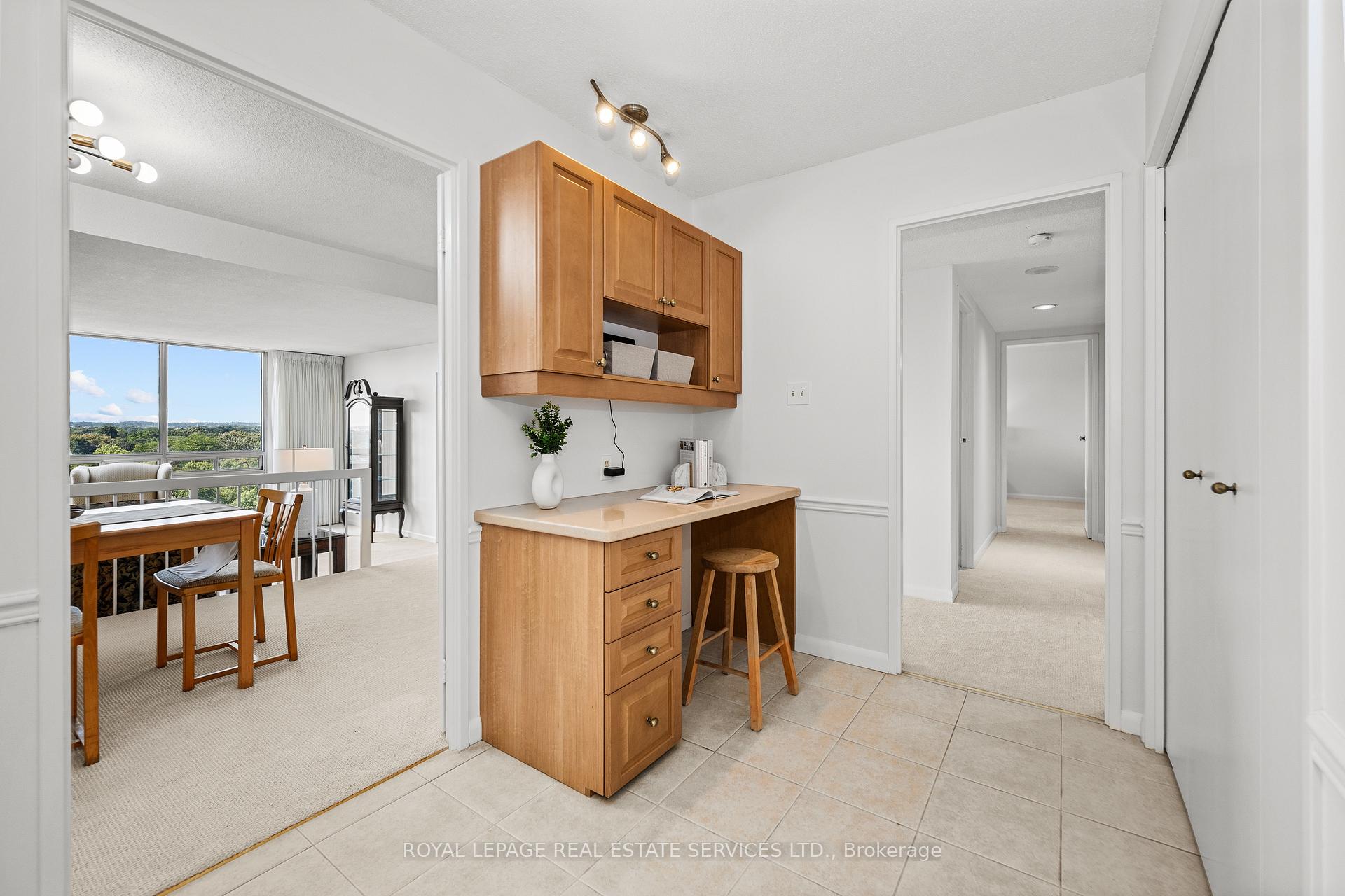 2 Bedrooms Condo at 2185 Marine,  Oakville For sale