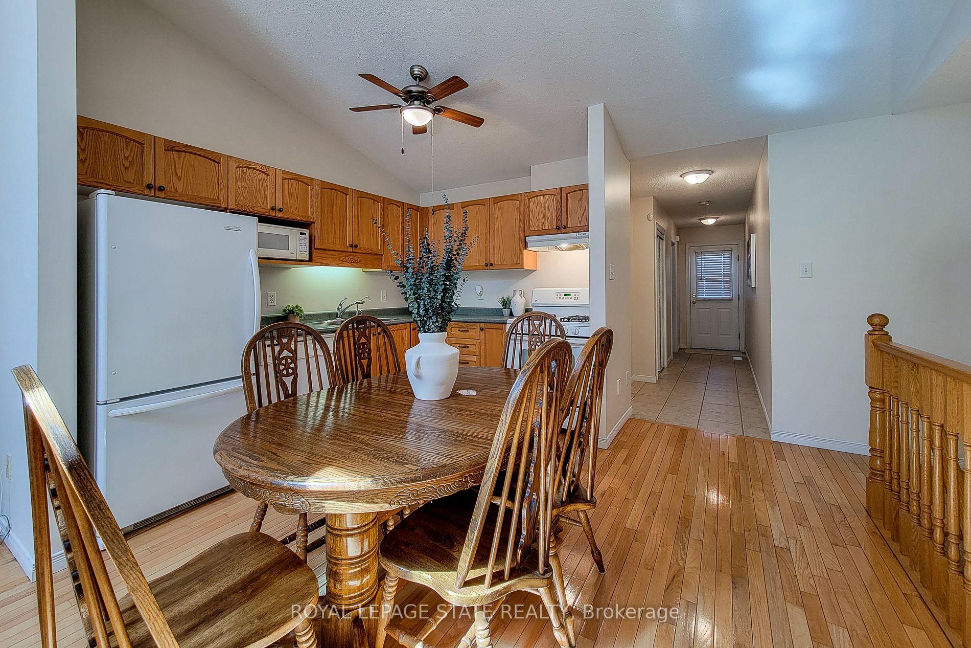 2 Bedrooms Condo at 751 Rymal, Hamilton For sale