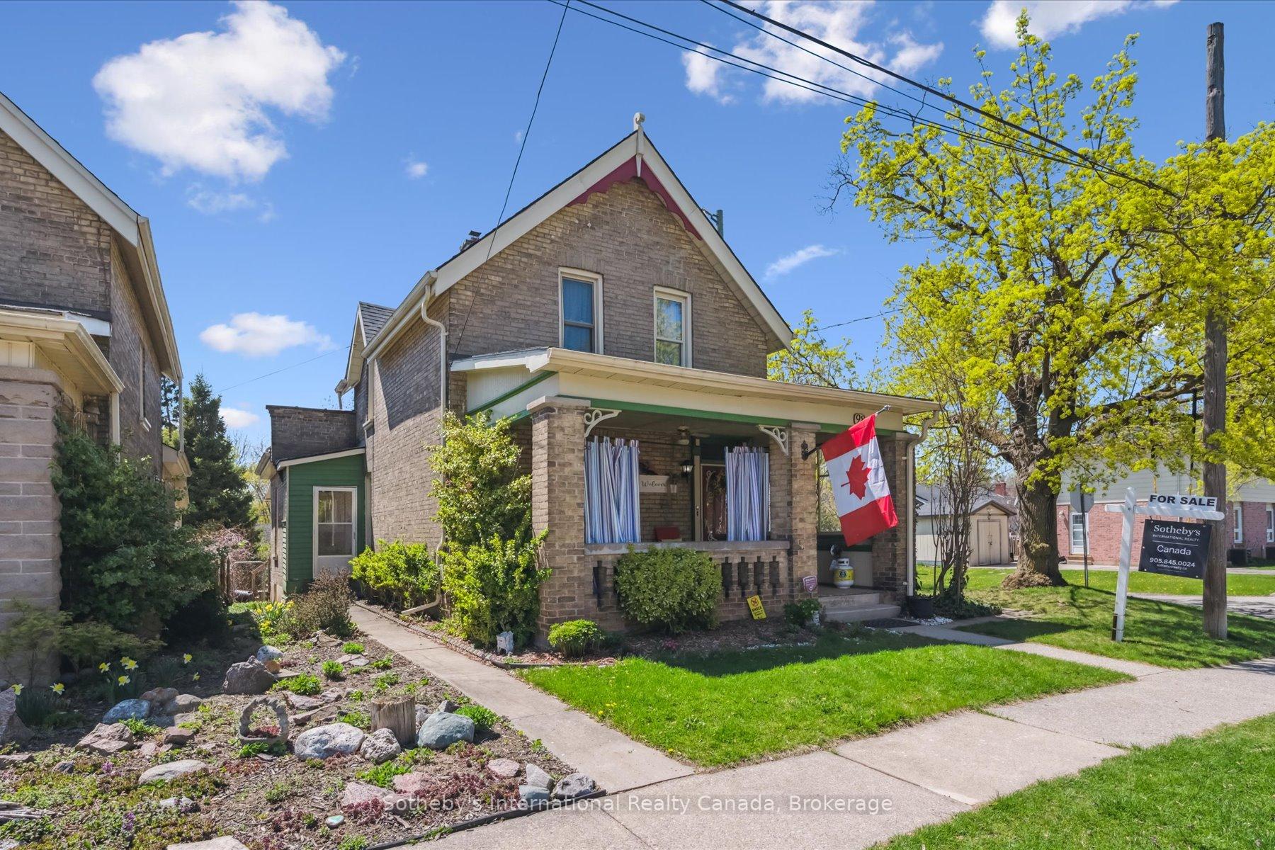 98 Walnut Street, Brant, ON L6J 1H3