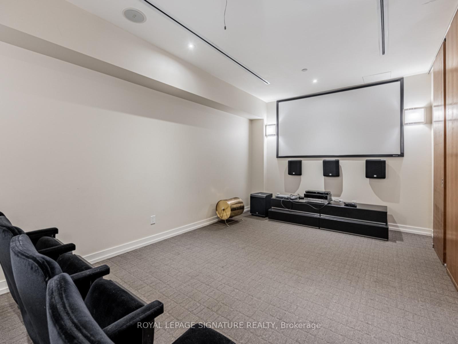 2 Bedrooms Condo at 2191 Yonge, Toronto For sale