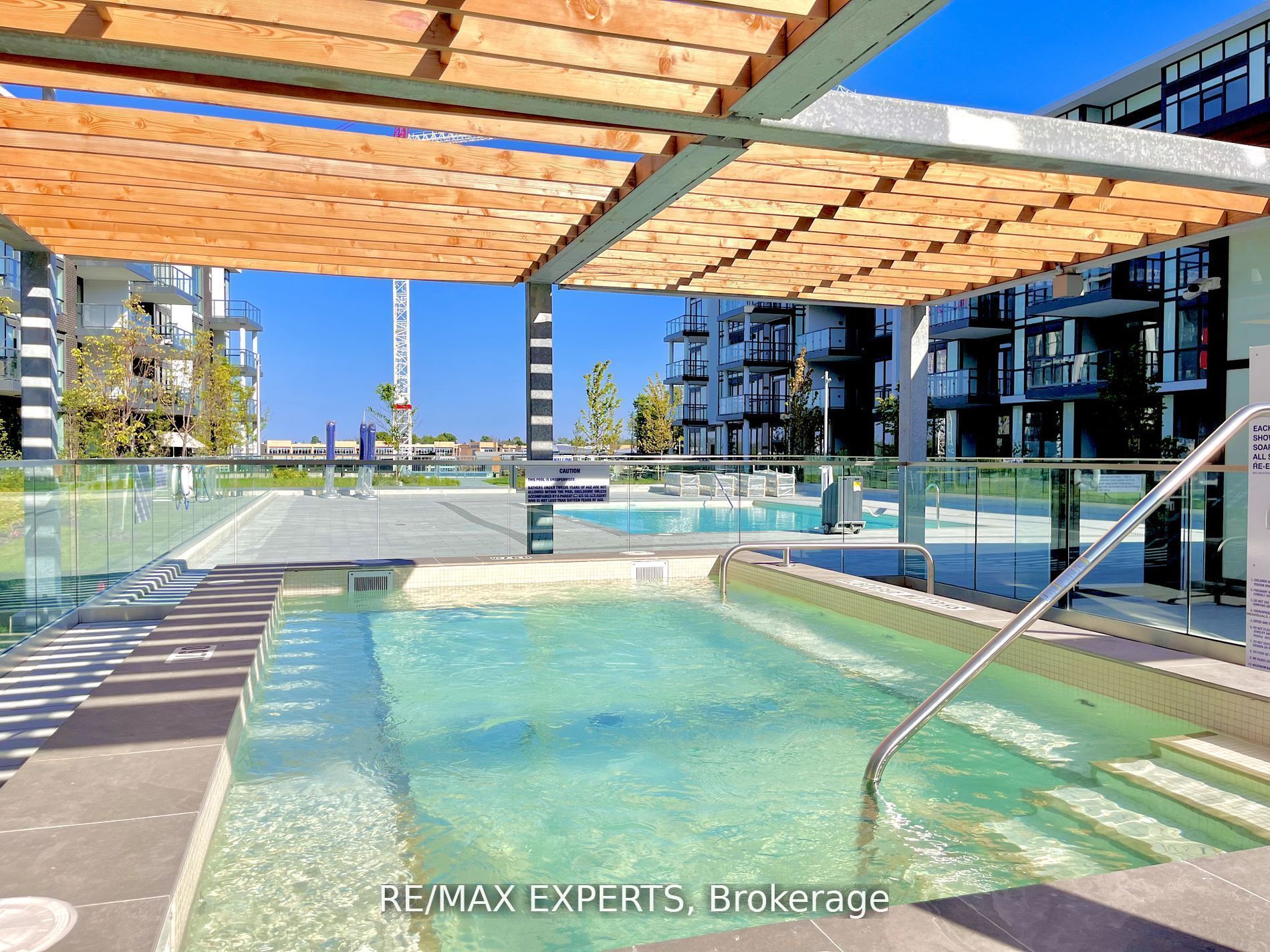 415 Sea Ray Avenue 105