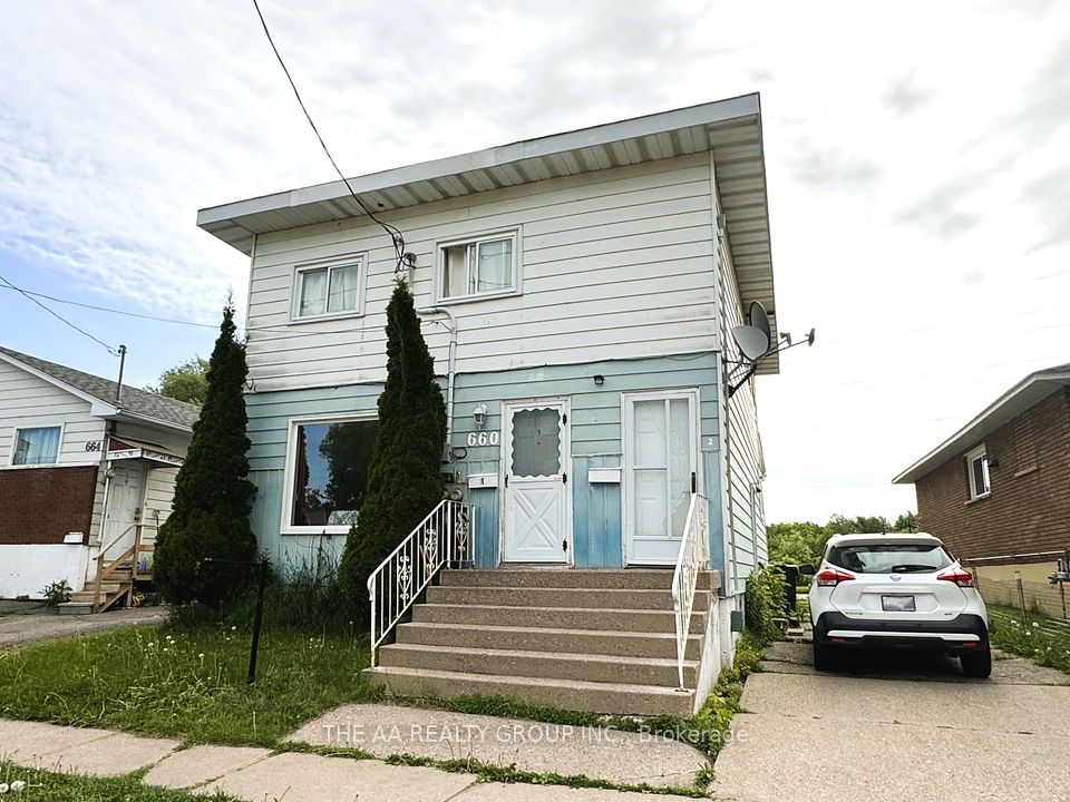 660 Lennox