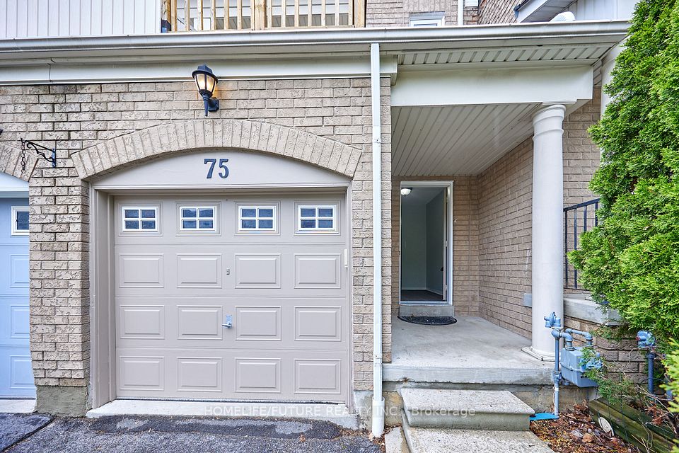 #36 - 75 Sprucedale Way, Whitby, ON L1N 9T9