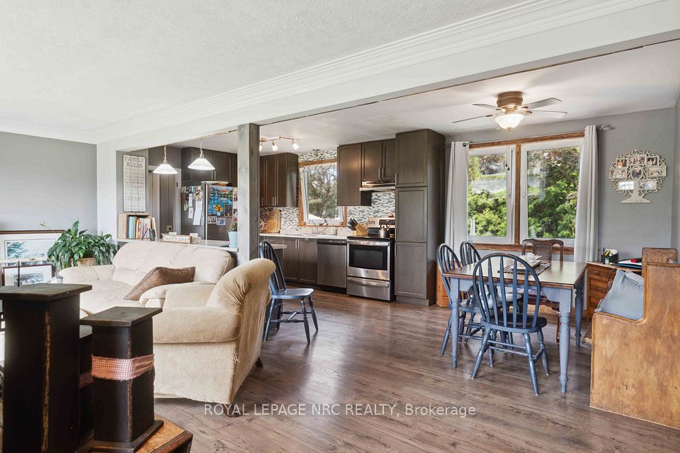 10 Riverview Boulevard, St. Catharines, ON L2T 3L6
