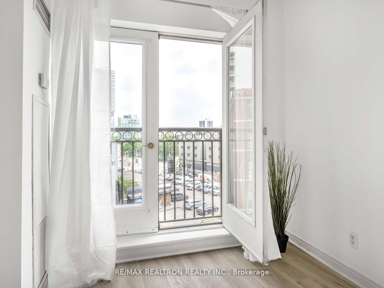 1 Bedroom Condo at 115 Richmond, Toronto For sale