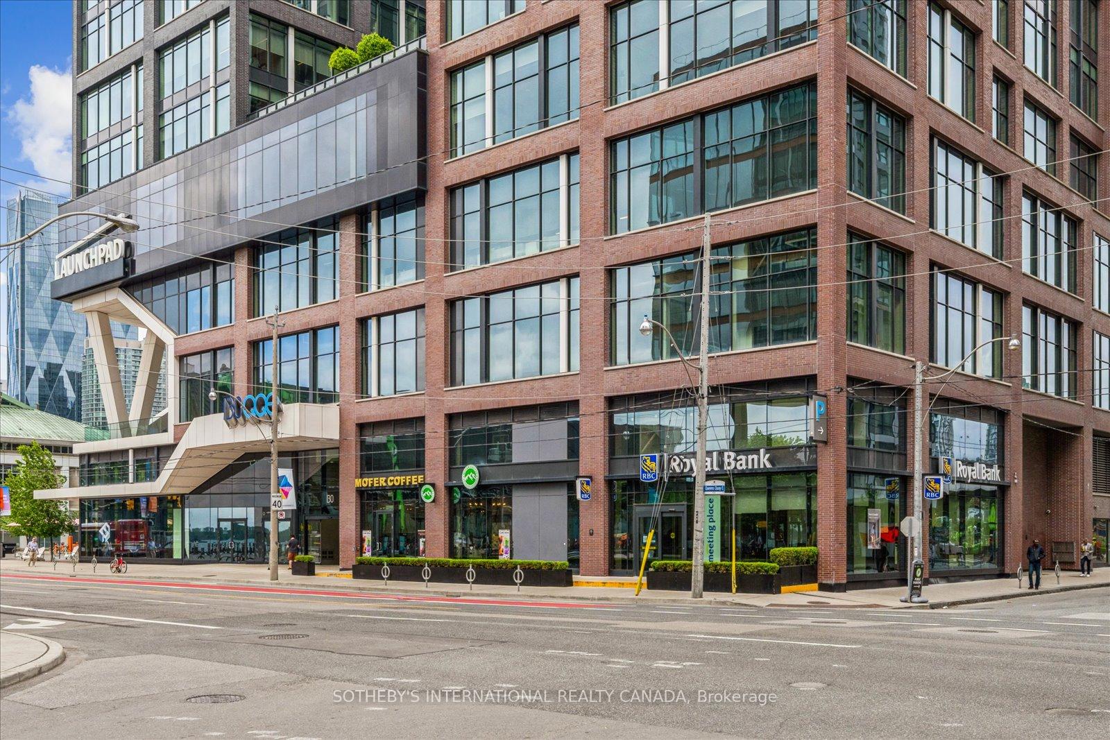 2 Bedrooms Condo at 15 Richardson, Toronto For sale