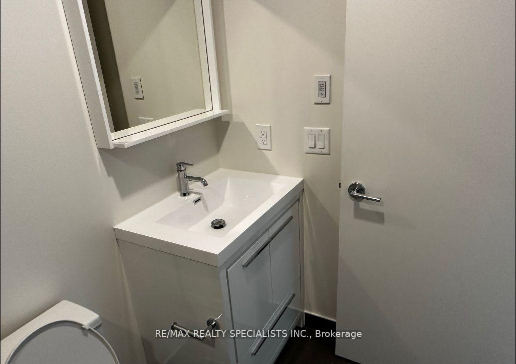 1 Bedroom Condo at 212 King William, Hamilton For sale