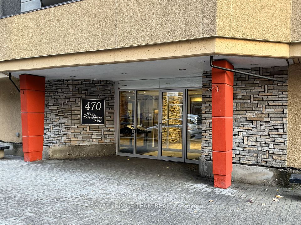 470 Laurier