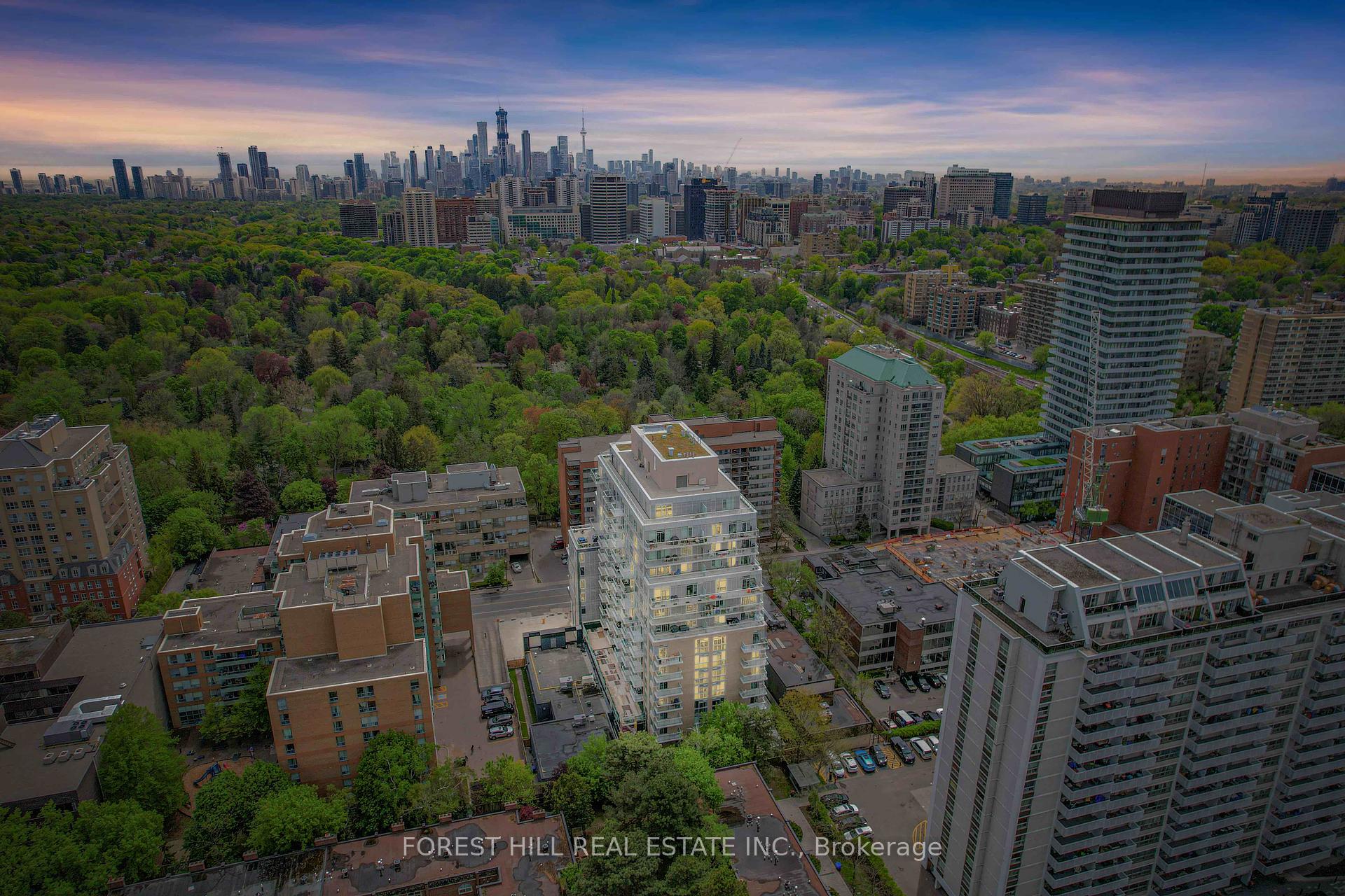 2 Bedrooms Condo at 68 Merton, Toronto For sale