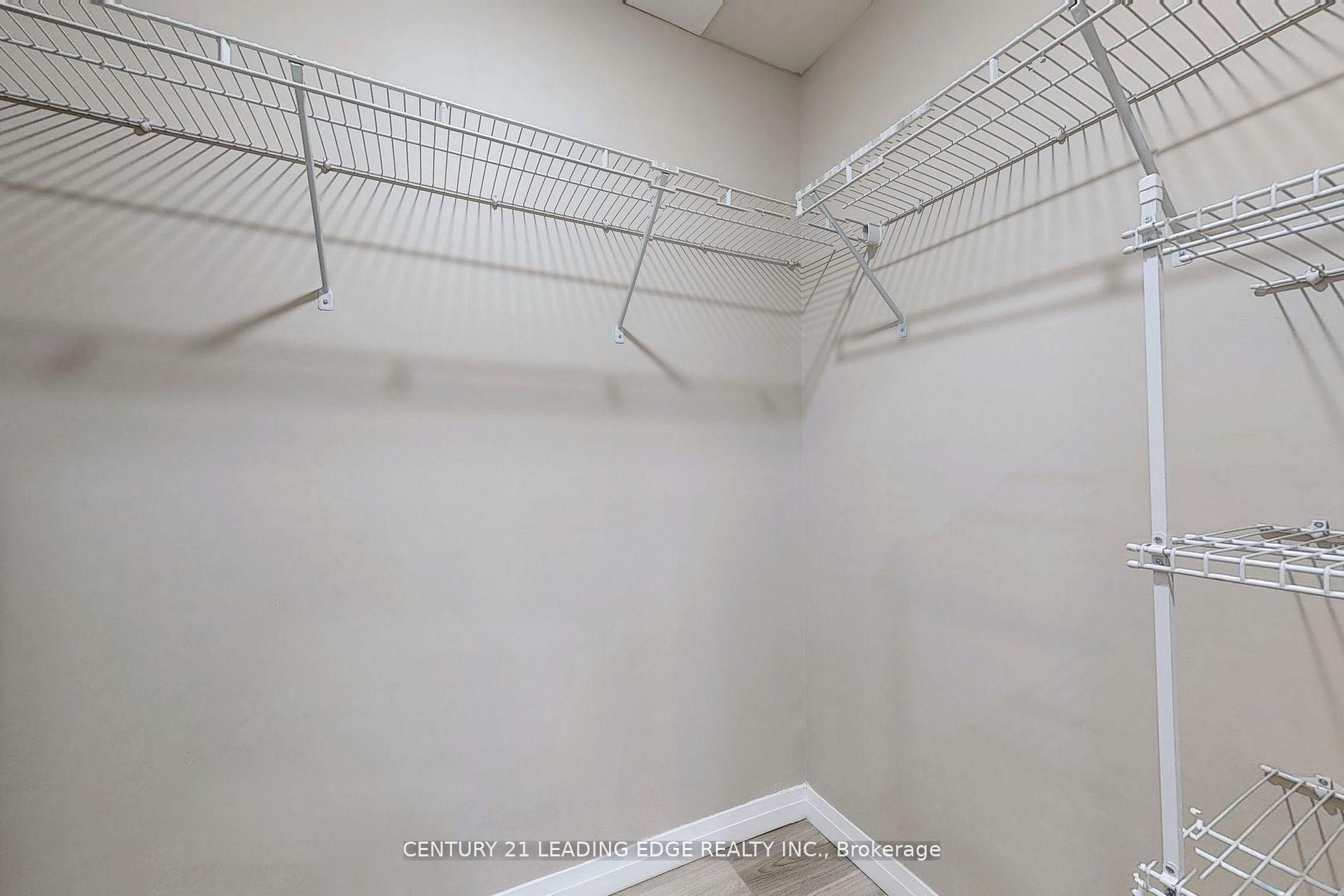 2 Bedrooms Condo at 2152 Lawrence,  Toronto For sale