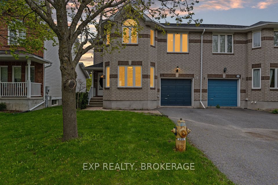 435 FIELDSTONE