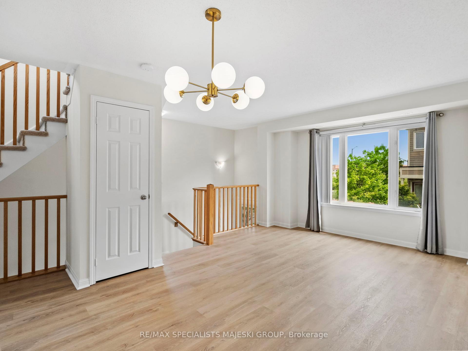 2 Bedrooms Condo at 2891 Rio, Mississauga For sale