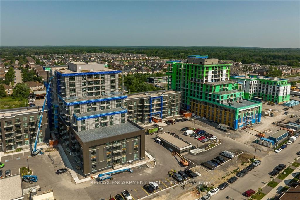 1 Bedroom Condo at 460 Dundas,  Hamilton For sale