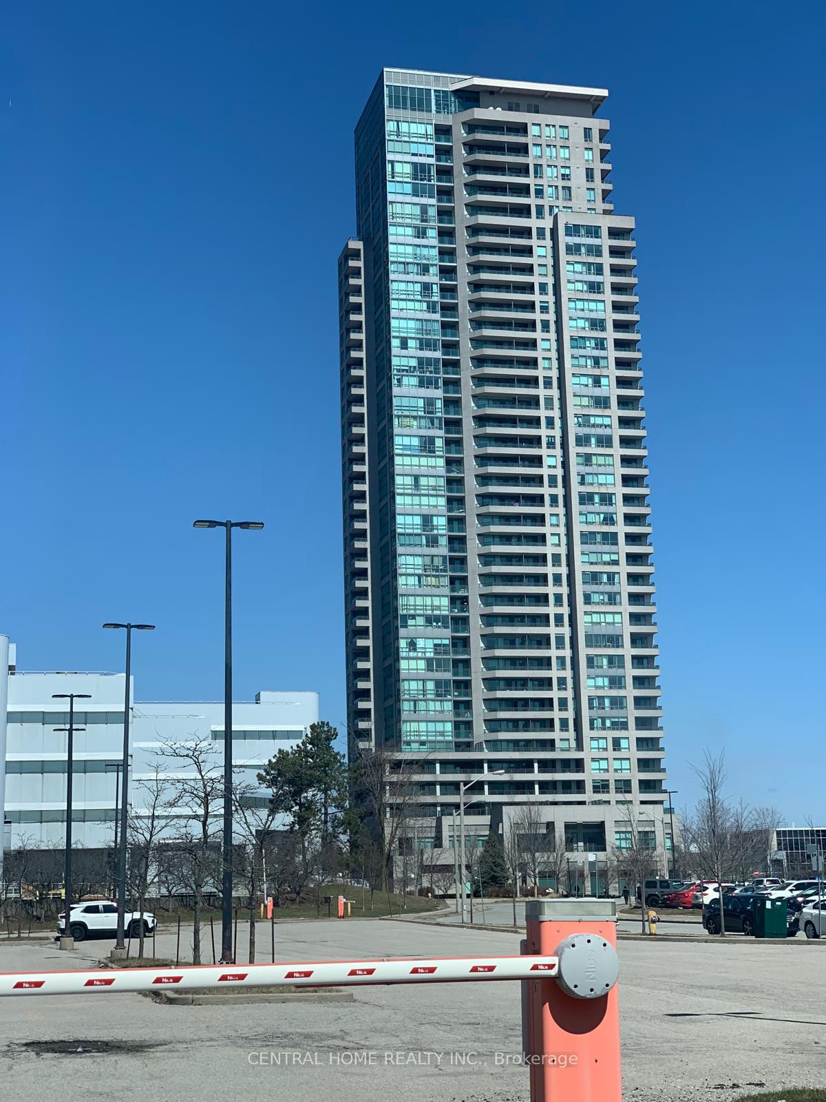 2 Bedrooms Condo at 50 Brian harrison, Toronto For sale