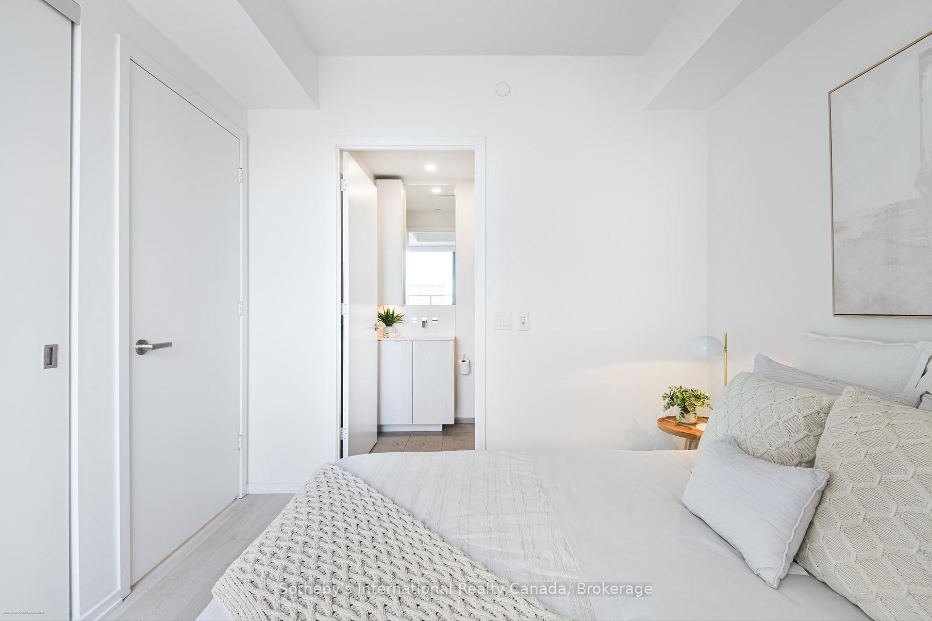 2 Bedrooms Condo at 12 BONNYCASTLE STREET,  Toronto For sale