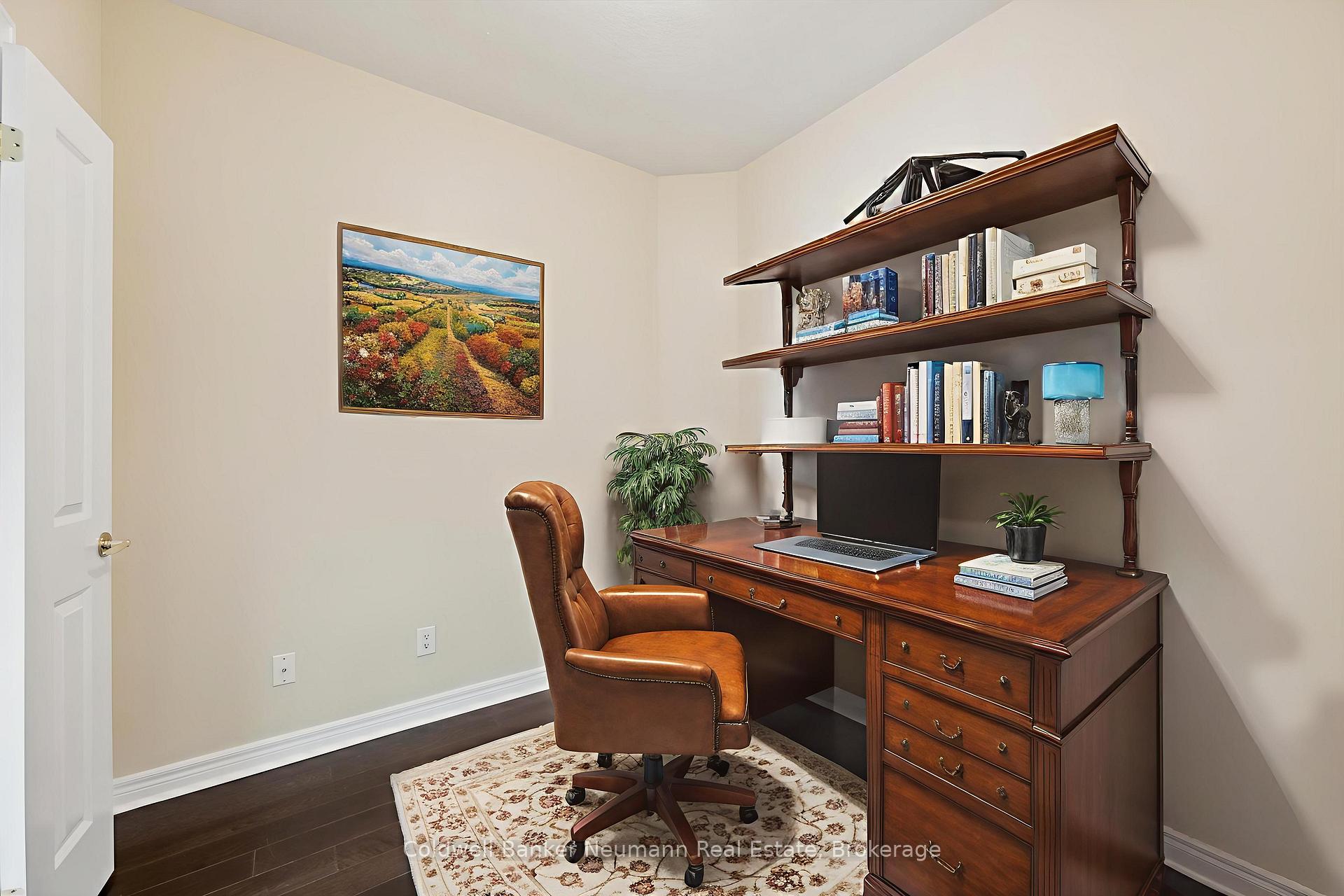 1 Bedroom Condo at 40 Old Mill, Oakville For sale