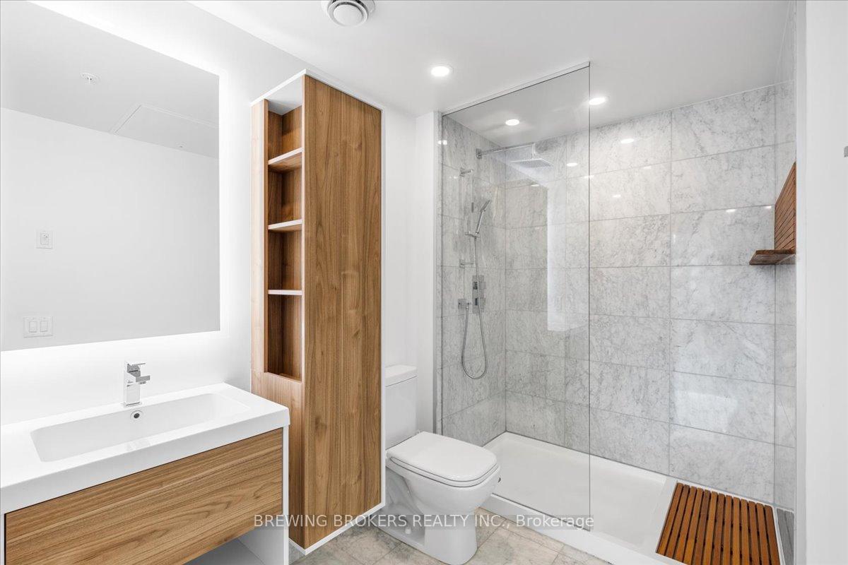 1 Bedroom Condo at 629 King St W, Toronto For sale
