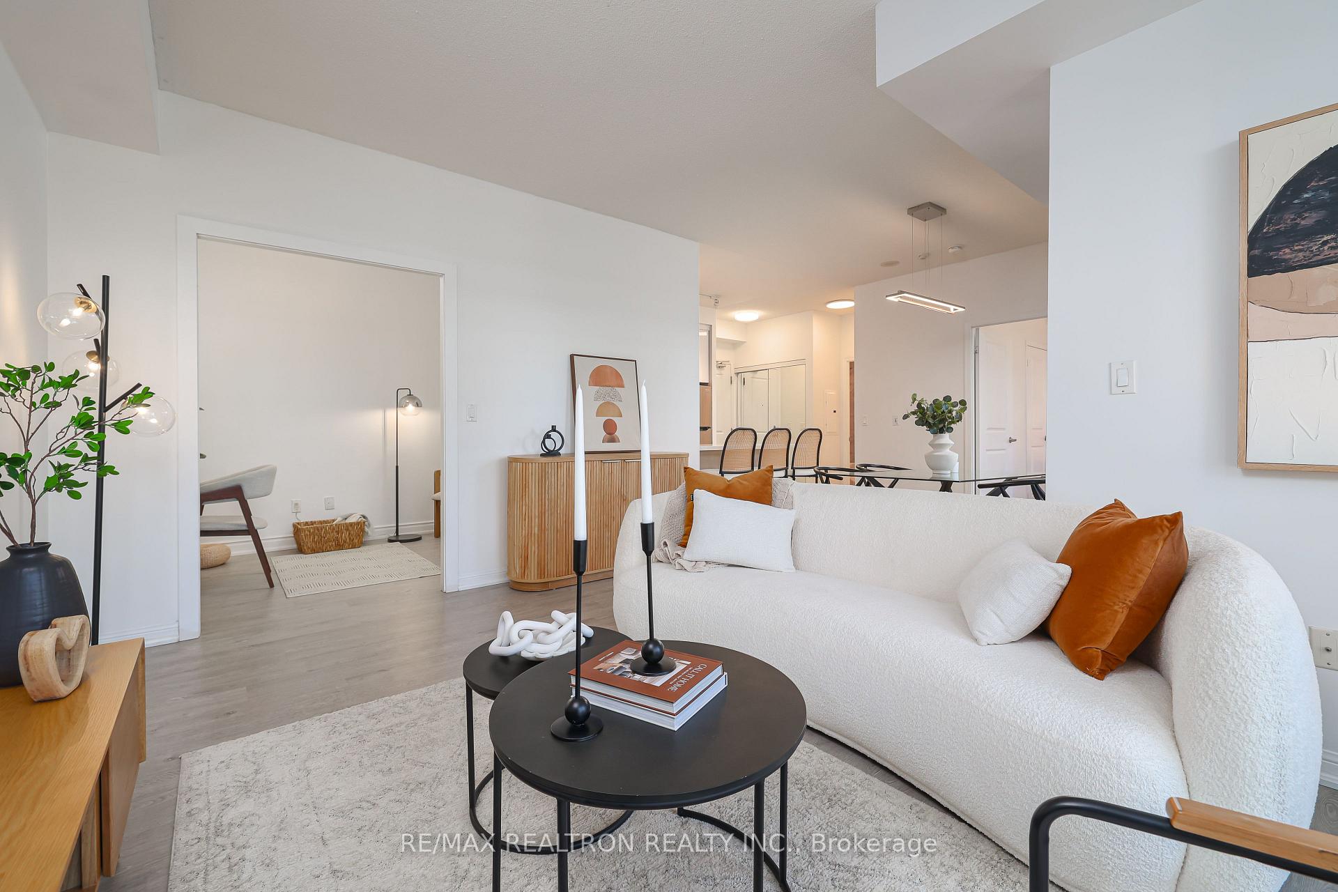 2 Bedrooms Condo at 21 Grand Magazine, Toronto For sale
