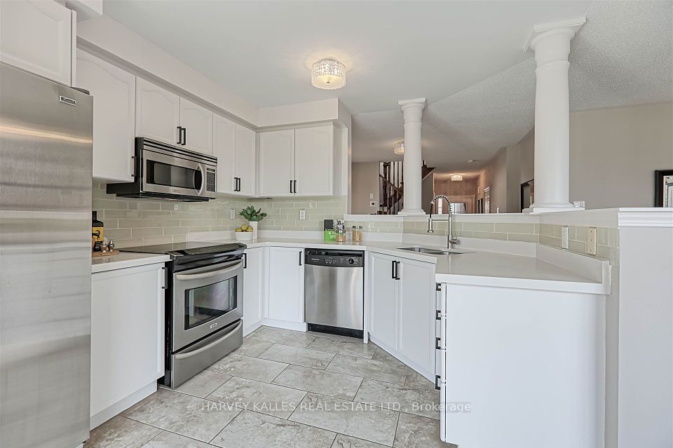 834 Mckay Crescent