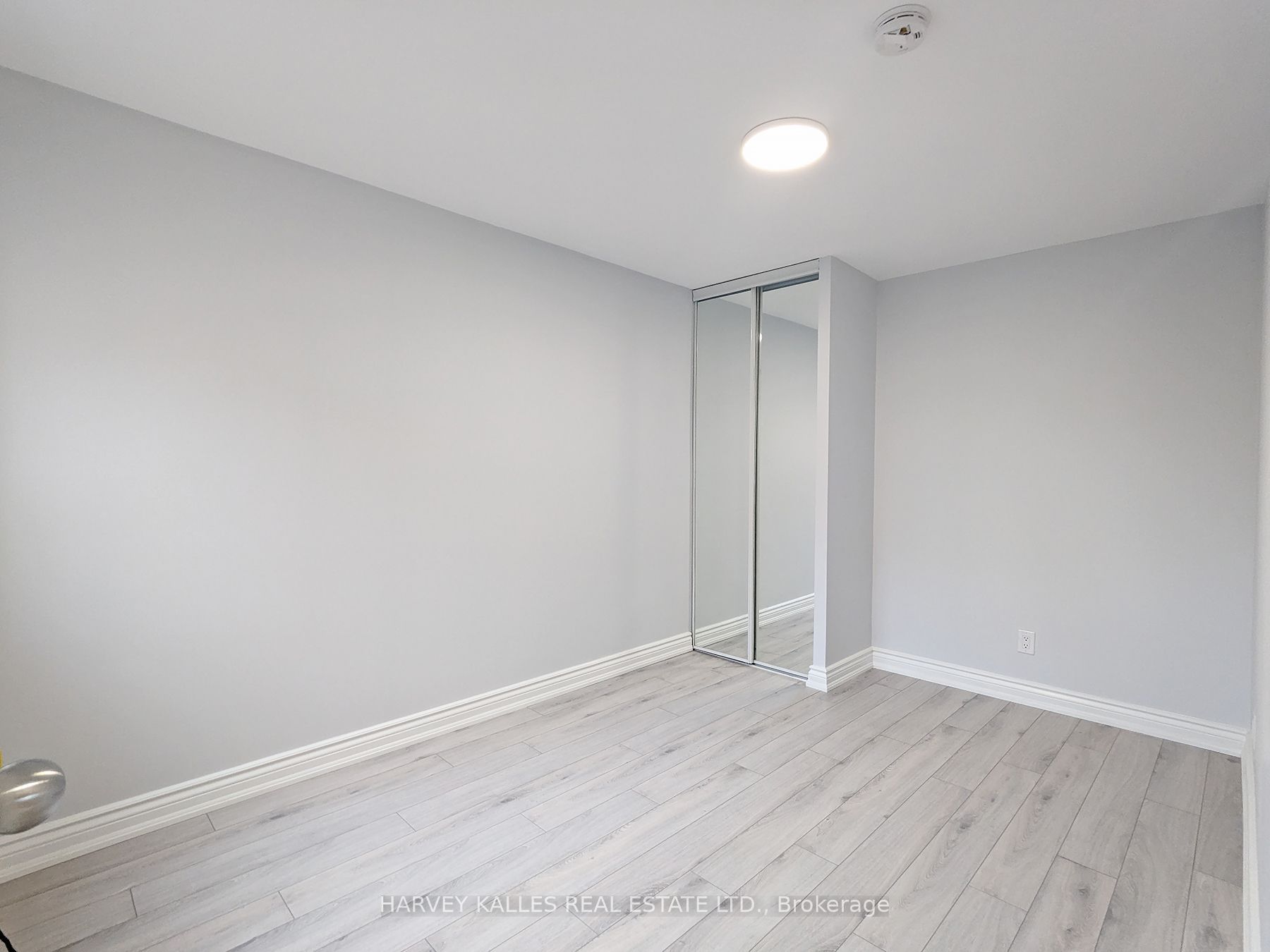 431 Balliol Street 4