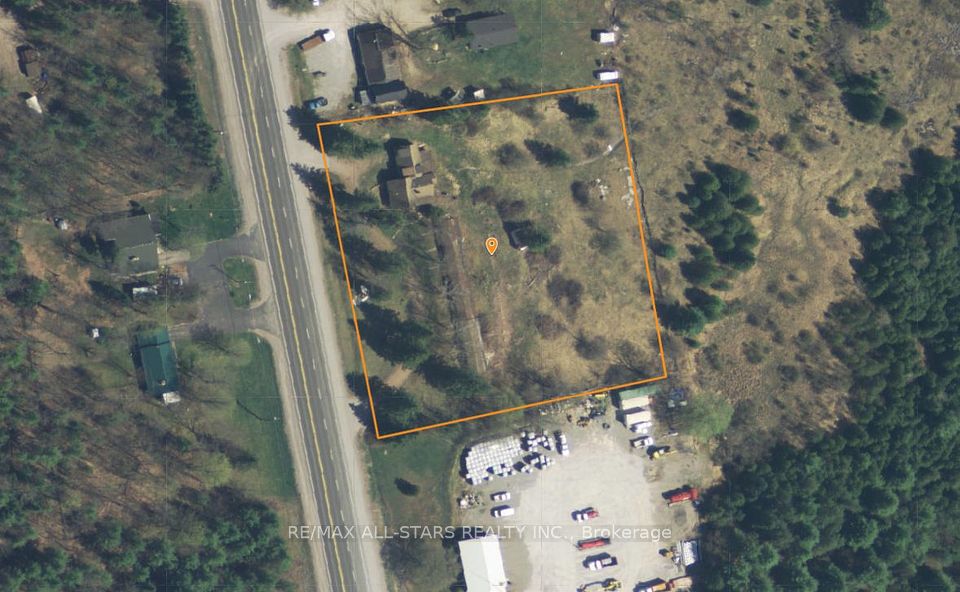 6814 Highway 35