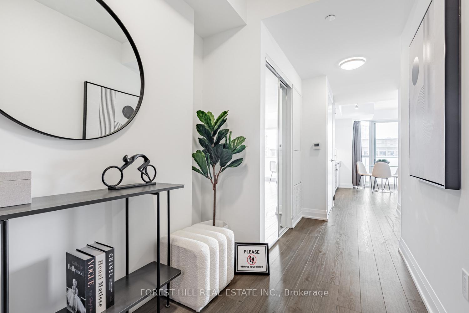 2 Bedrooms Condo at 77 Mutual, Toronto For sale