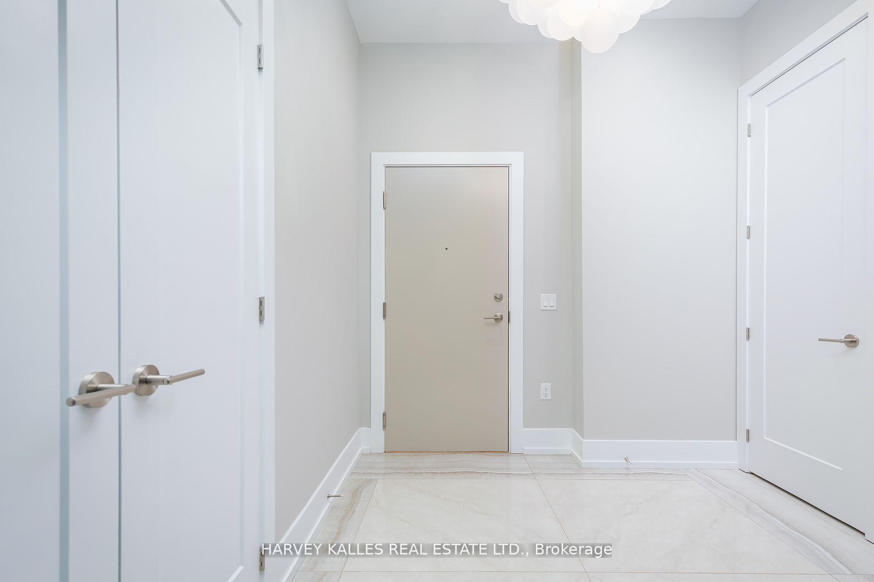 99 John Street 4802