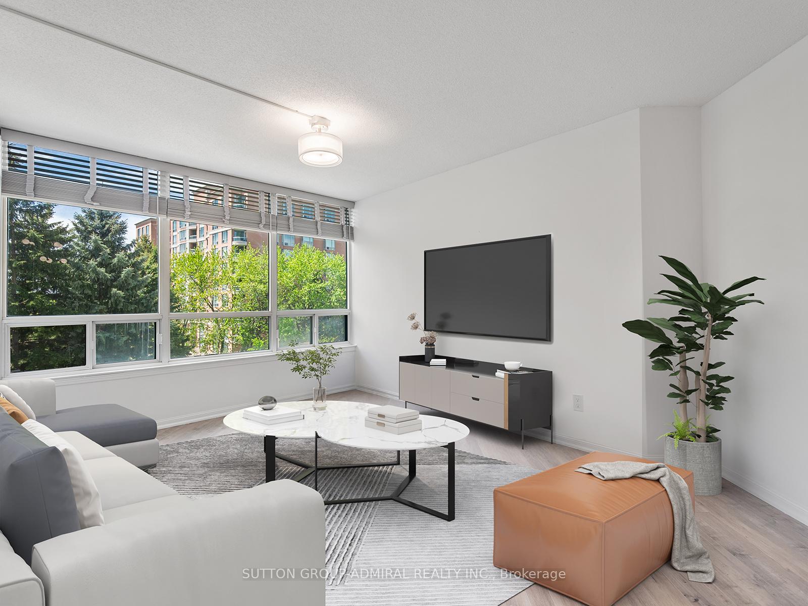 2 Bedrooms Condo at 120 Promenade, Vaughan For sale