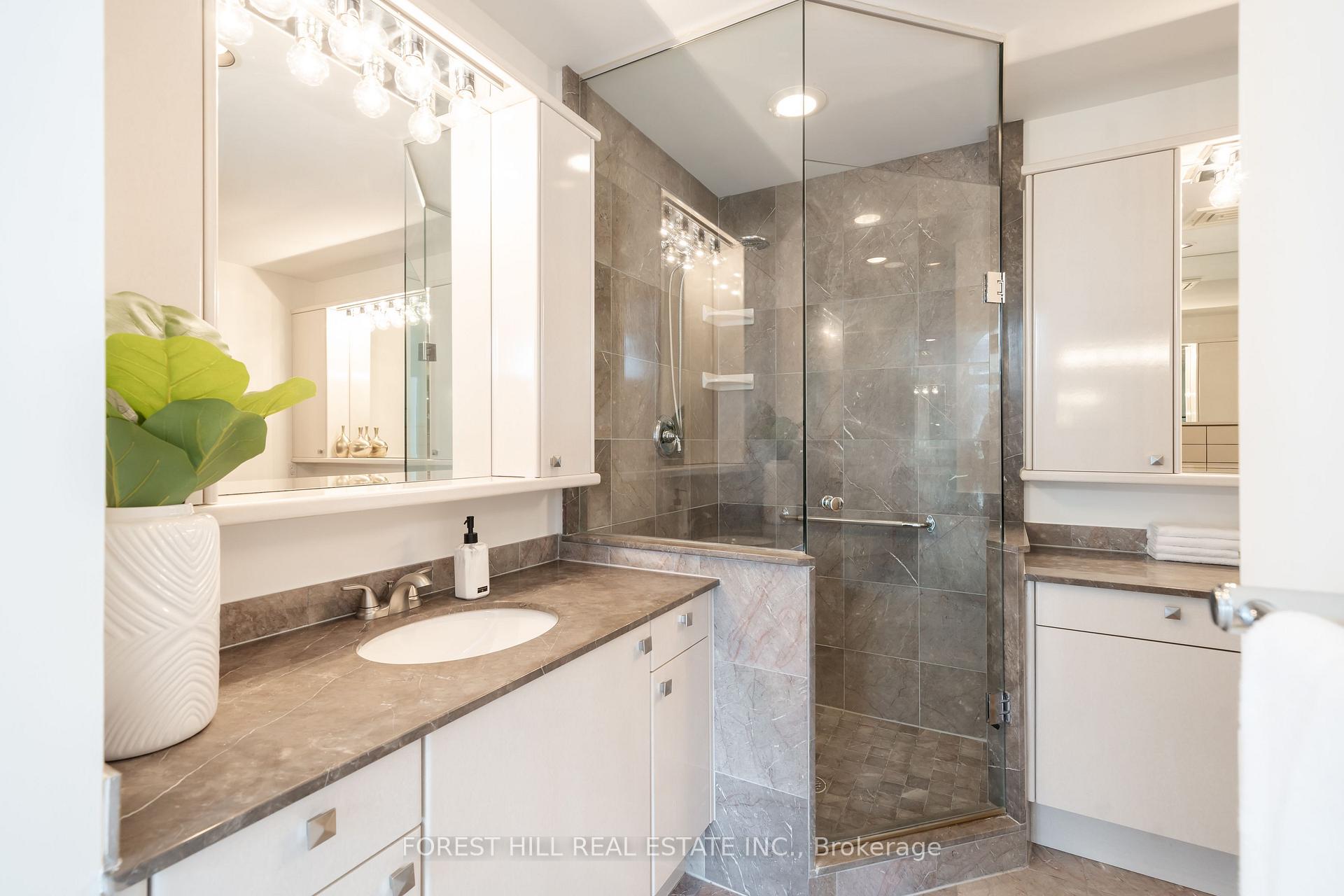 3 Bedrooms Condo at 1 Balmoral, Toronto For sale