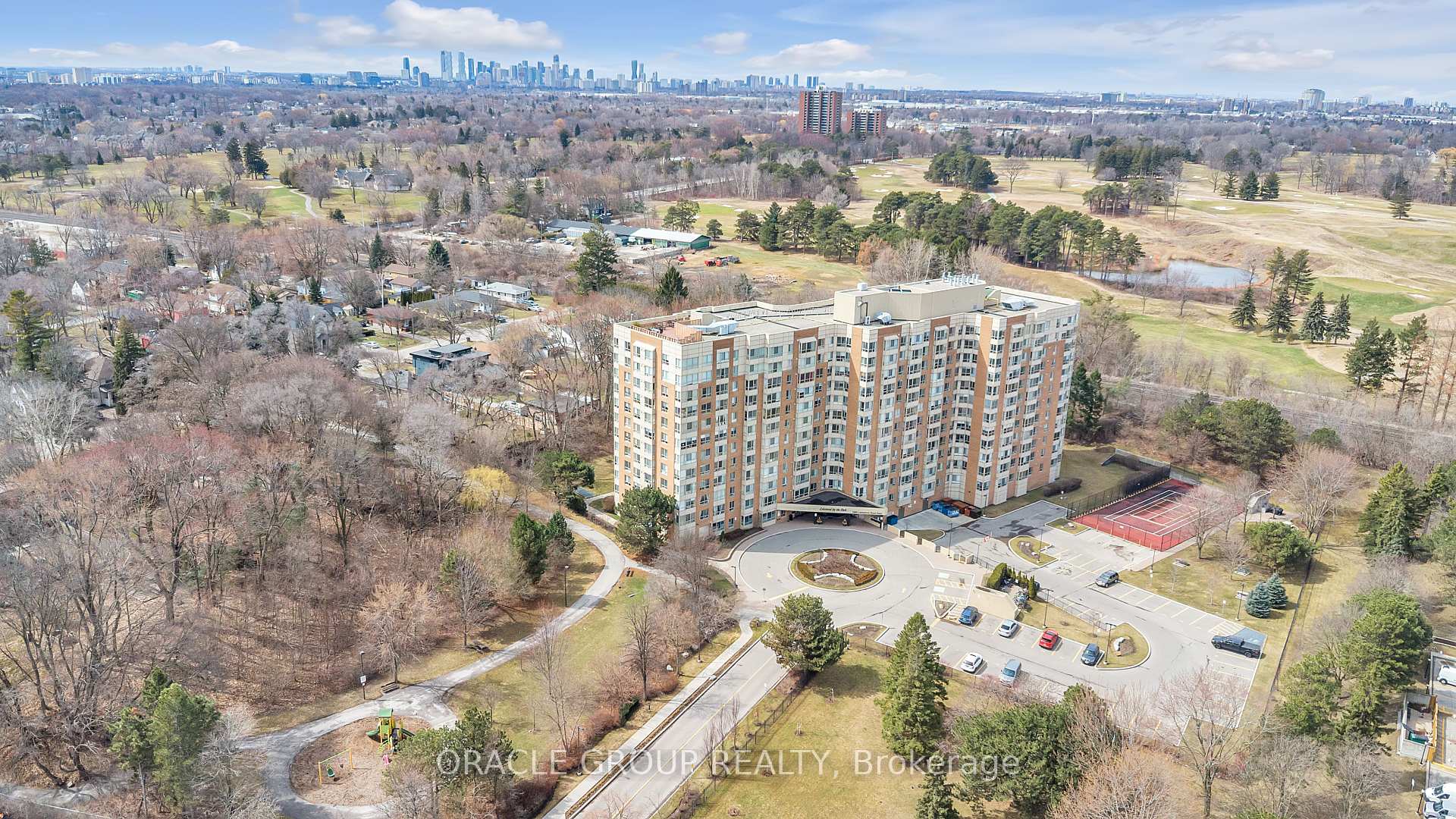 1 Bedroom Condo at 1485 Lakeshore,  Mississauga For sale