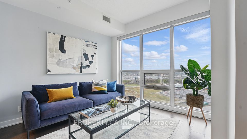 2220 Lakeshore