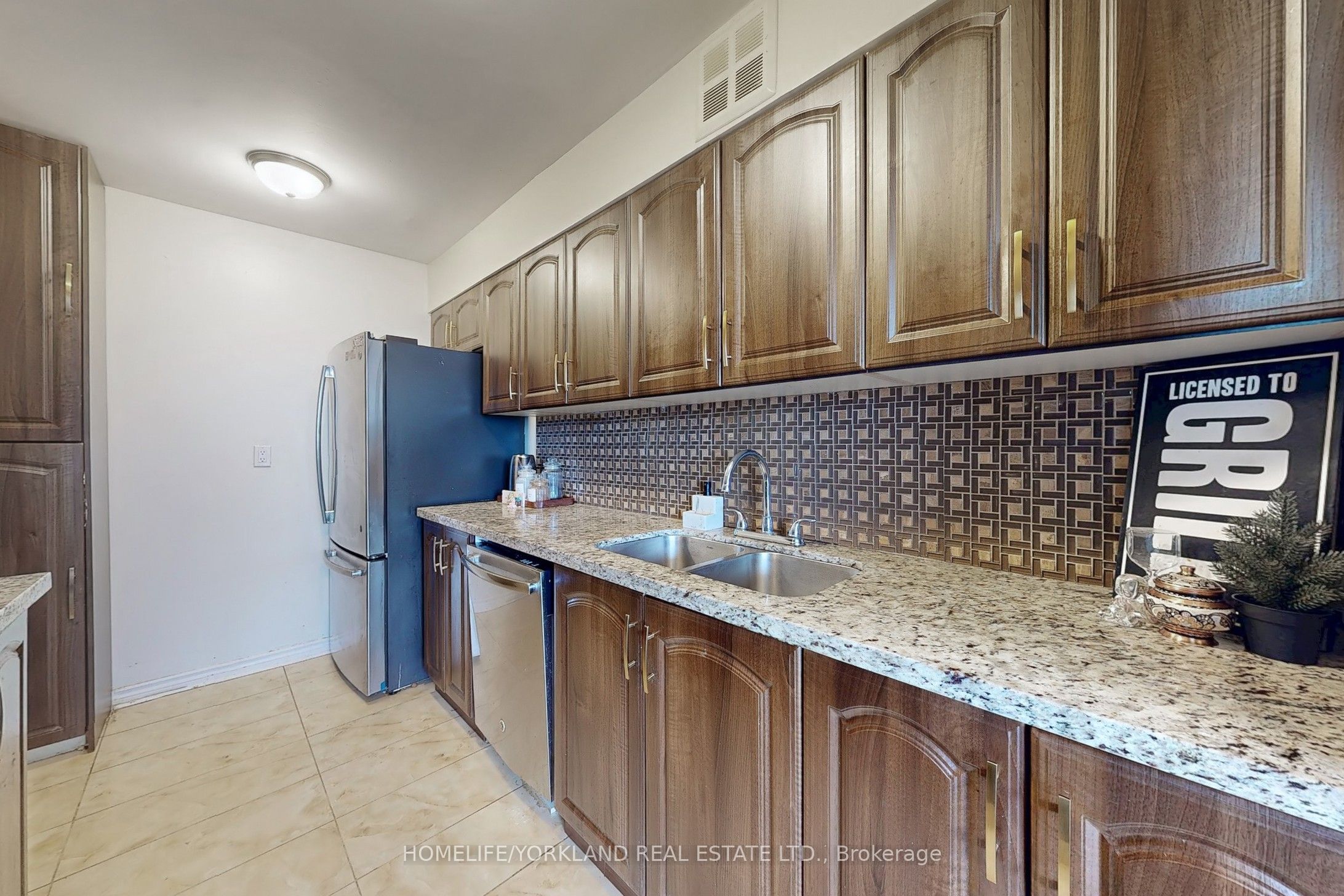 301 Prudential Drive, #1111