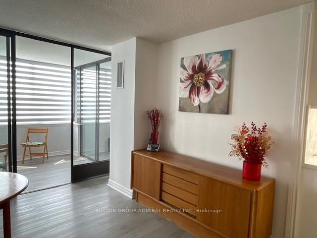 2 Bedrooms Condo at 2330 Bridletowne, Toronto For sale
