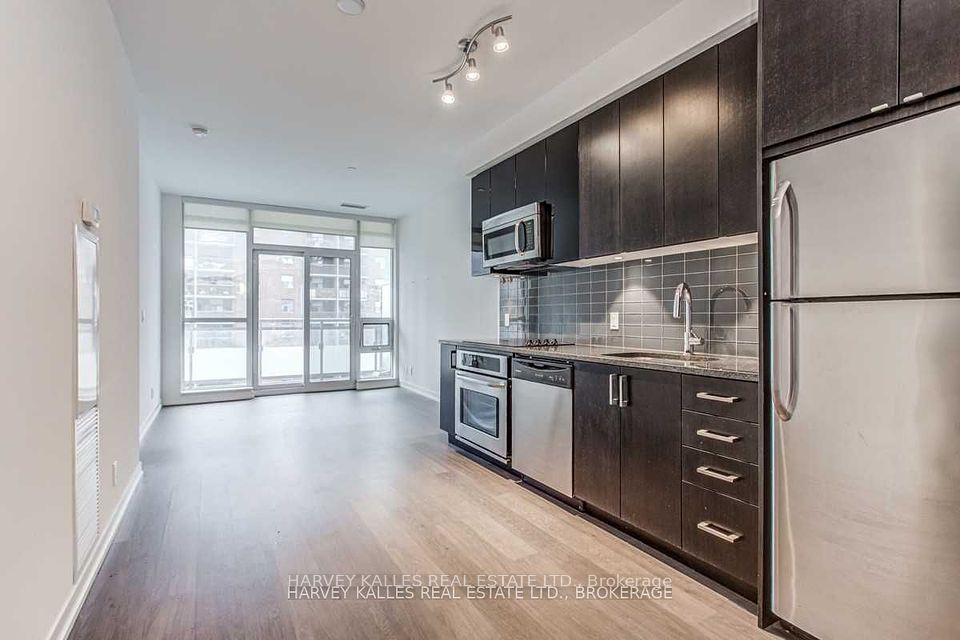 98 Lillian Street 712