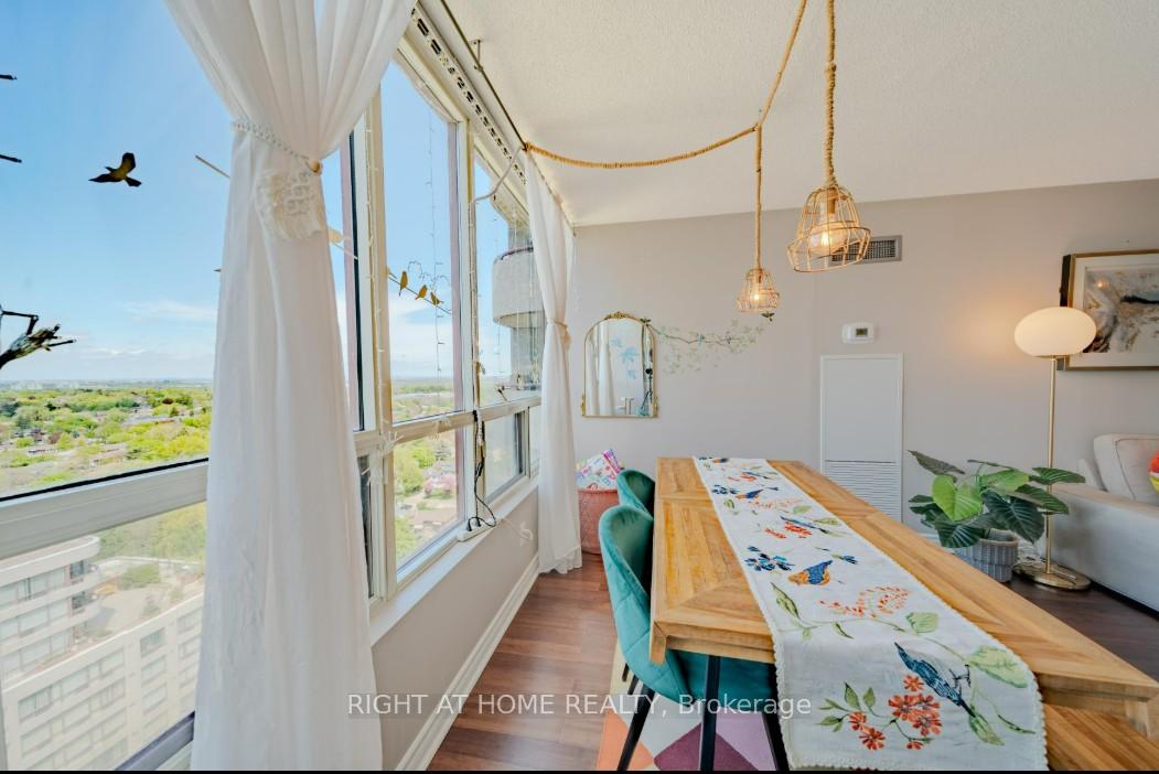 3 Bedrooms Condo at 5765 Yonge, Toronto For sale