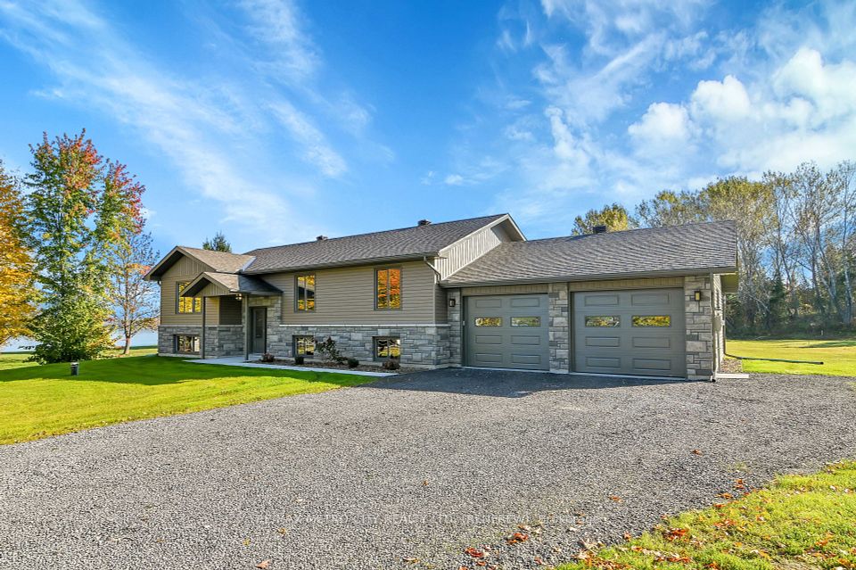 16 Red Door Lane, Horton, ON K7V 3Z8