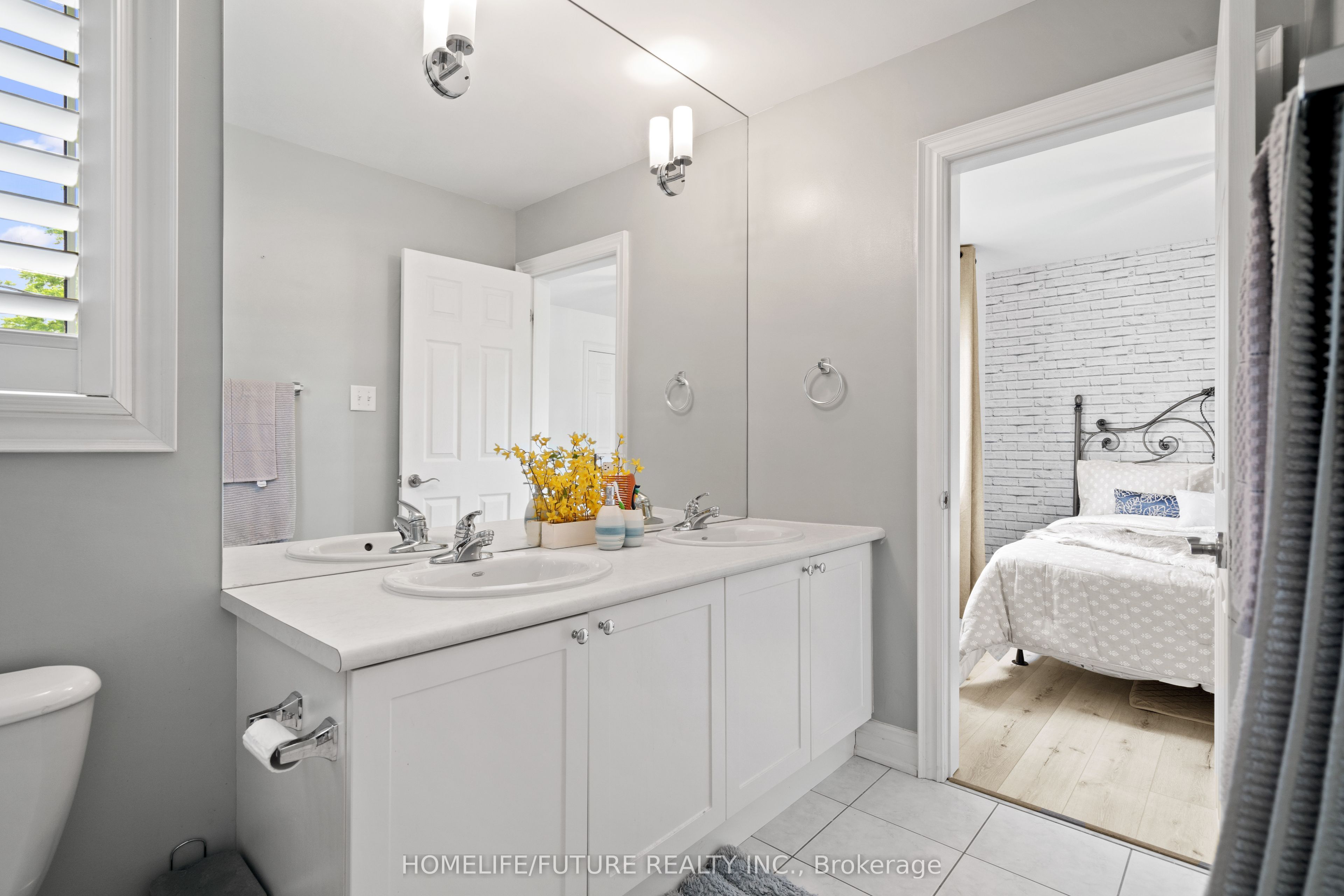 35 Bellhouse Place, Whitby Brooklin