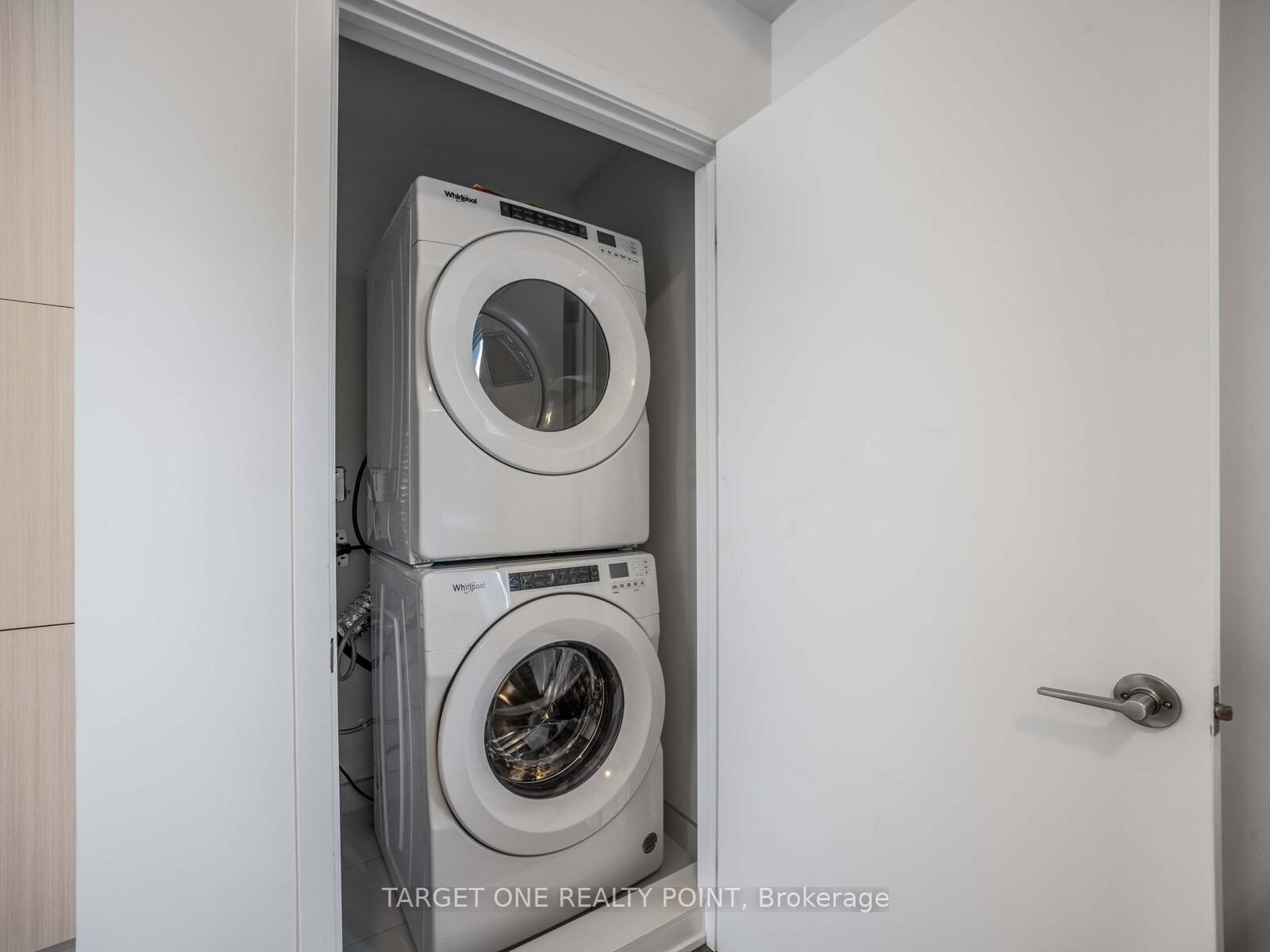 2 Bedrooms Condo at 225 Birmingham, Toronto For sale