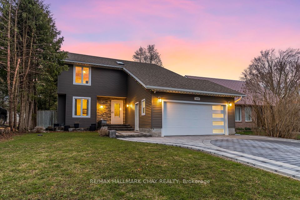 1078 Elm