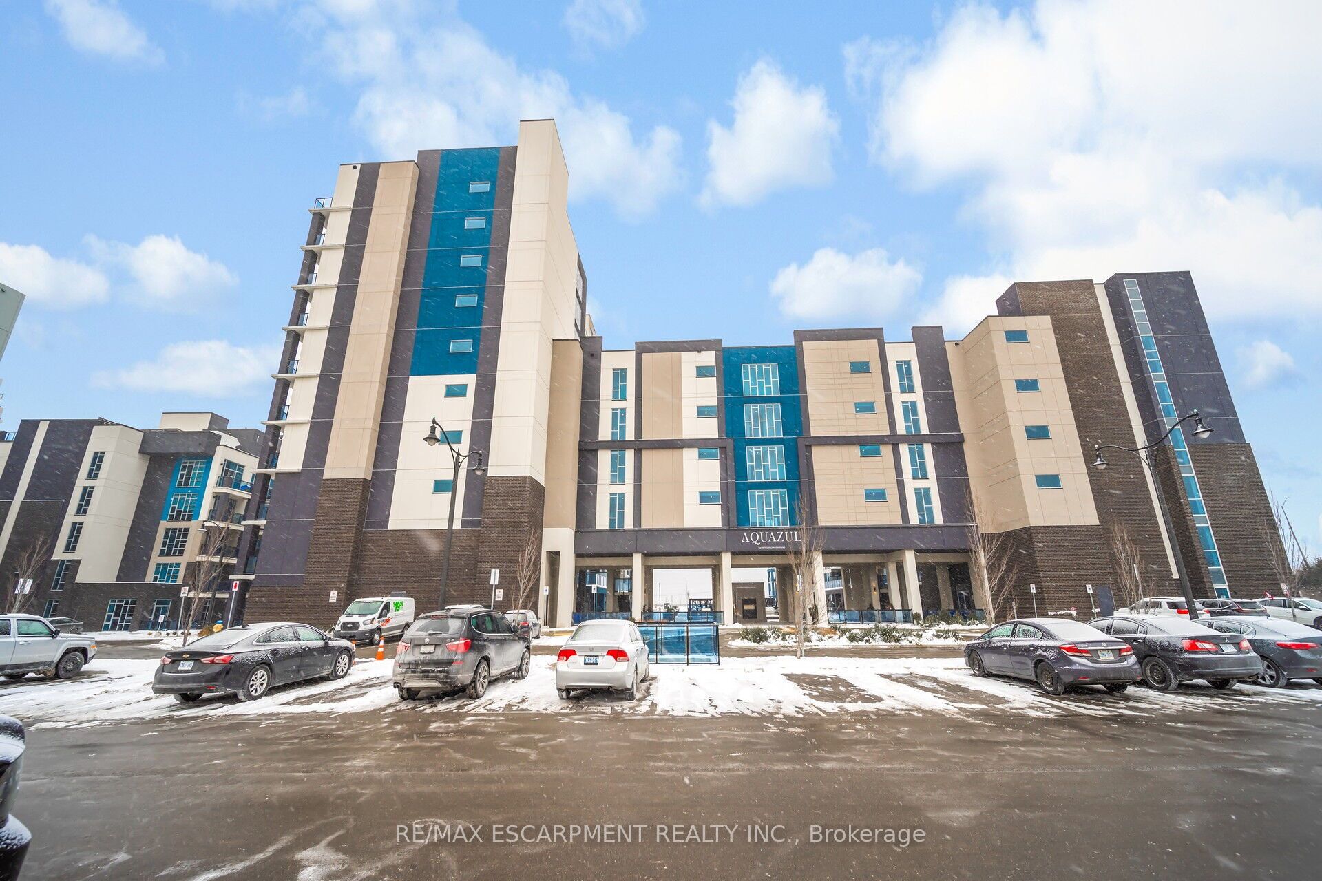 16 Concord Place, #905