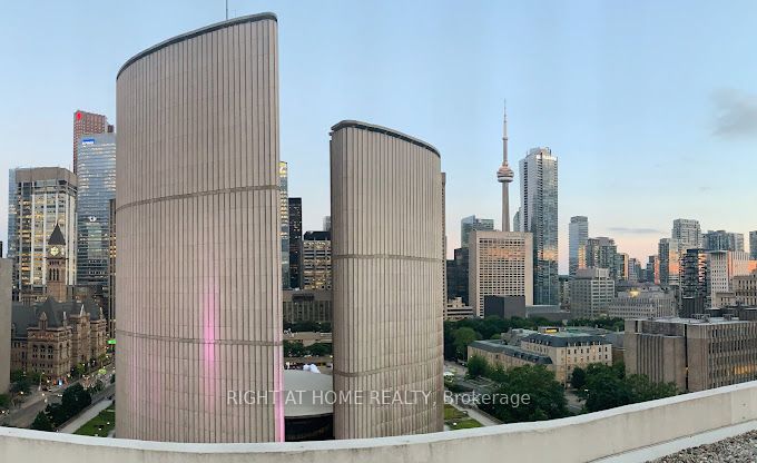 111 Elizabeth Street, #1702