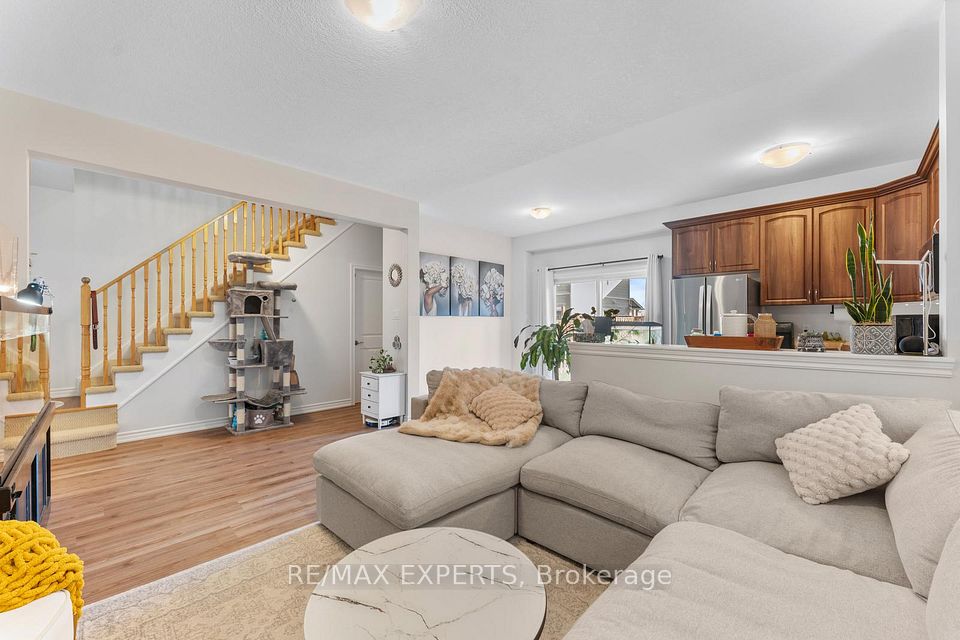11 Warman Street