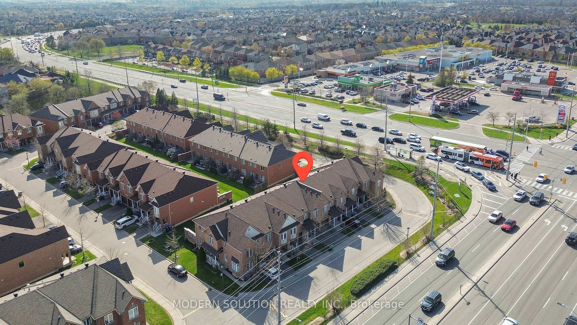 3 Bedrooms Condo at 525 Novo Star, Mississauga For sale