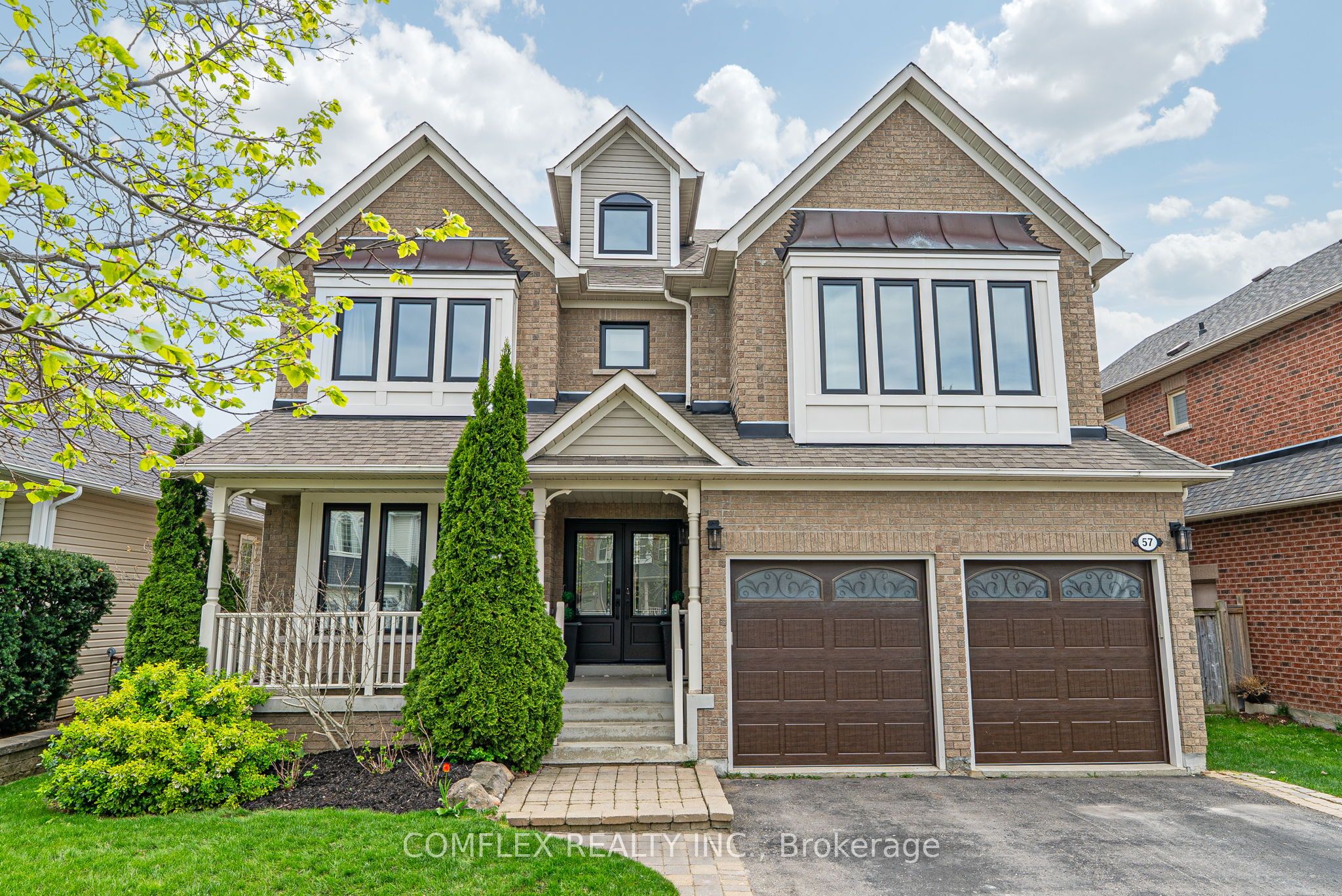 57 Hanson Crescent, Whitby, ON L1M 2L1